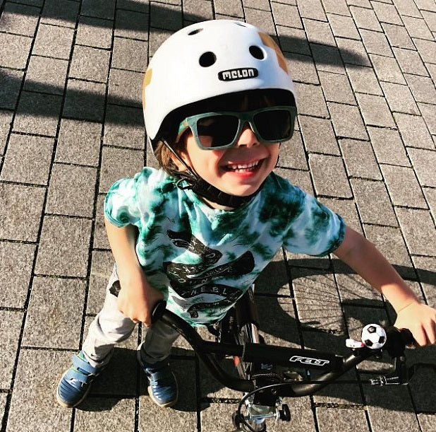 Melon Kid Helmet Urban Active Plastered White Color Germany 德國超輕透氣 幼兒頭盔 抹灰白色 藥水膠布圖案 XXS-S 46-52cm