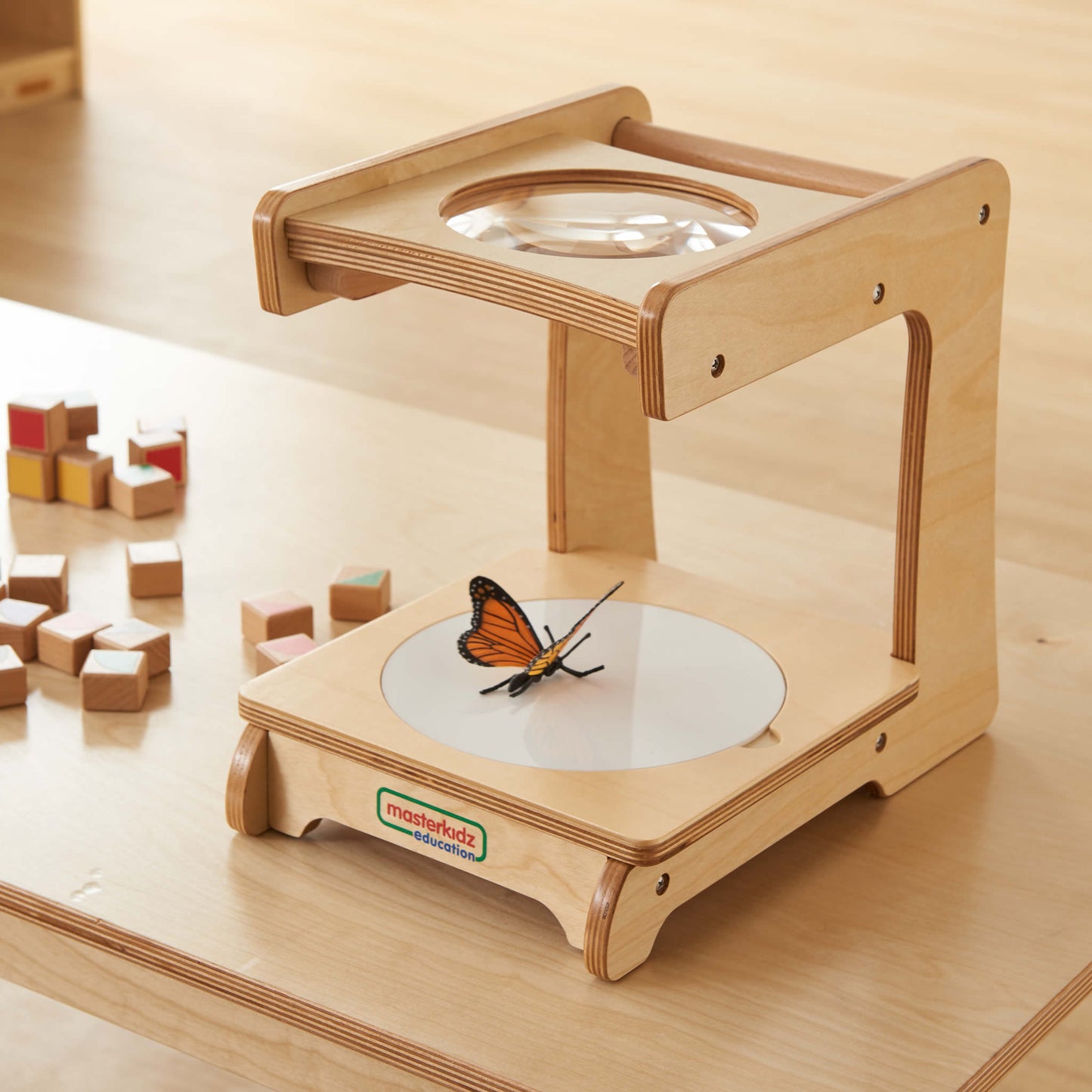 Masterkidz Magnifying Stand 透光底座科教放大鏡